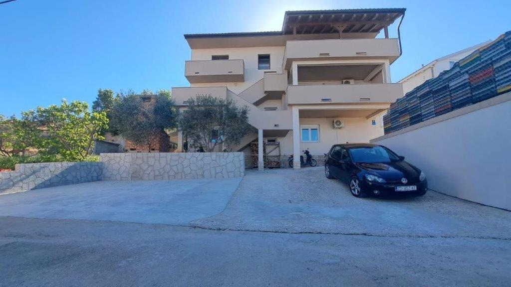 Apartman Nina Kali Exteriér fotografie